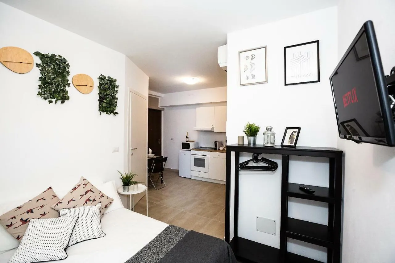 Apartment Paruta 65 Milano 0*,  Italia